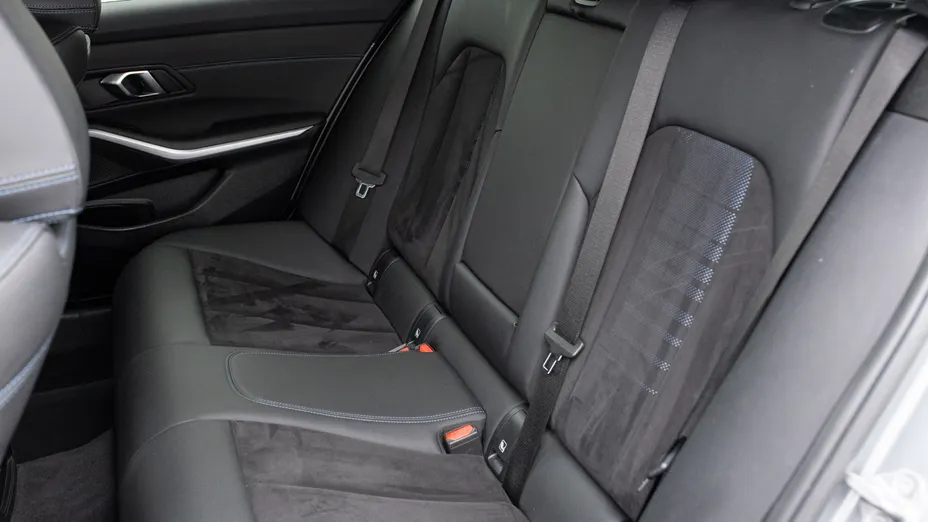 BMW Seria 3 318d mHEV M Sport aut