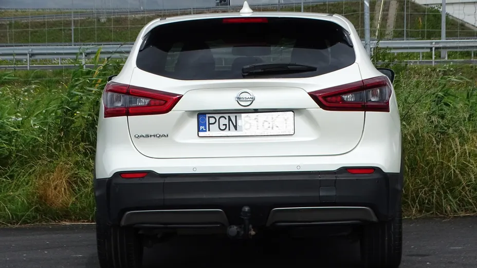 NISSAN Qashqai -