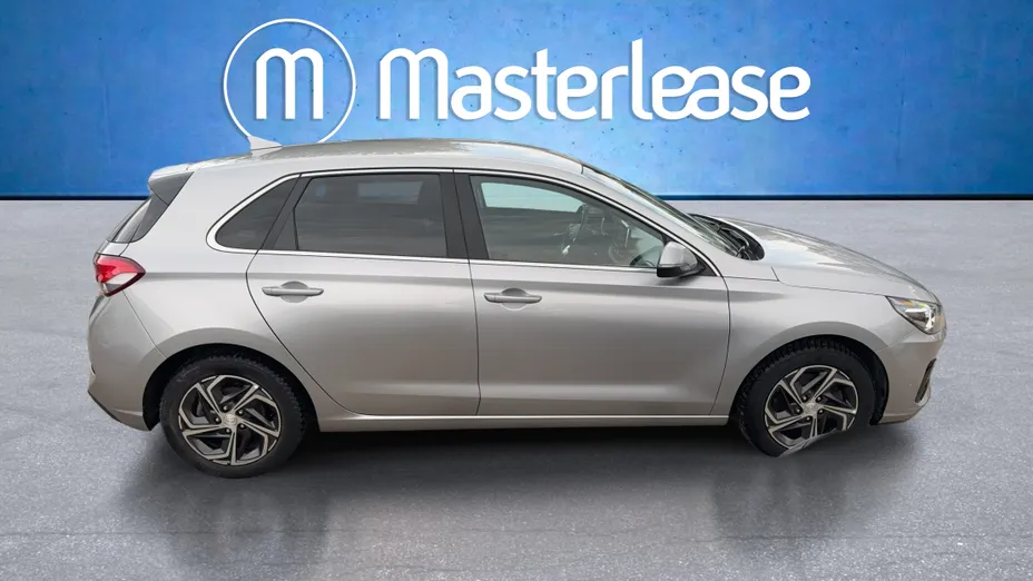 HYUNDAI i30 i30 1.5 DPI Smart