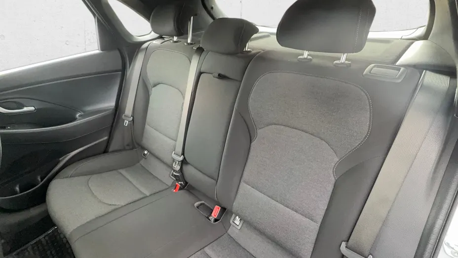 HYUNDAI i30 i30 1.5 DPI Smart