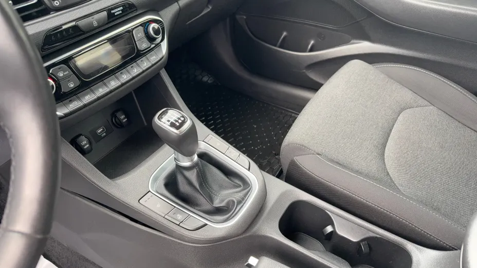 HYUNDAI i30 i30 1.5 DPI Smart