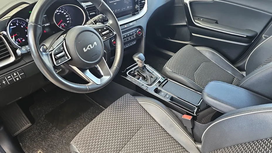 KIA Cee'd Ceed 1.5 T-GDI M DCT