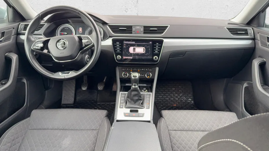 SKODA Superb Superb 2.0 TDI SCR Ambition