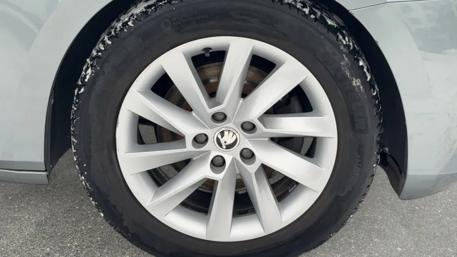 SKODA Superb Superb 2.0 TDI SCR Ambition