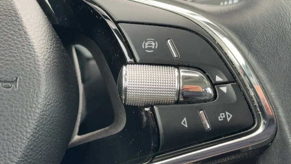 SKODA Superb Superb 2.0 TDI SCR Ambition