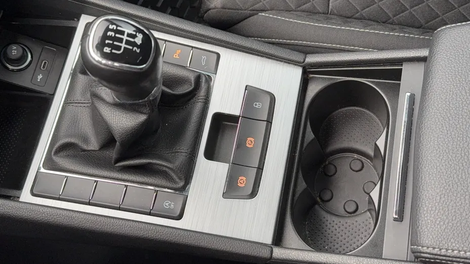 SKODA Superb Superb 2.0 TDI SCR Ambition