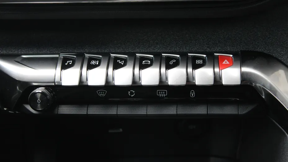 PEUGEOT 3008 3008 1.6 PureTech GPF GT Line S&S EAT8