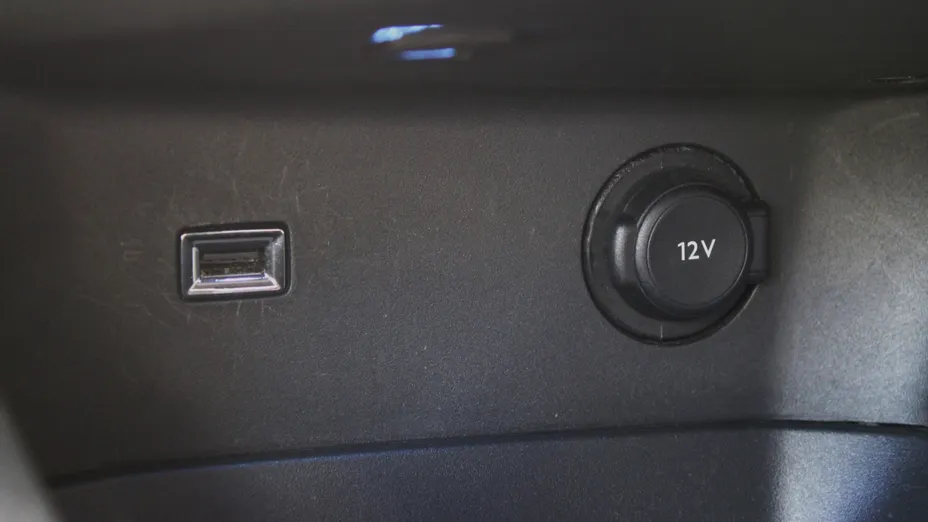 PEUGEOT 3008 3008 1.6 PureTech GPF GT Line S&S EAT8