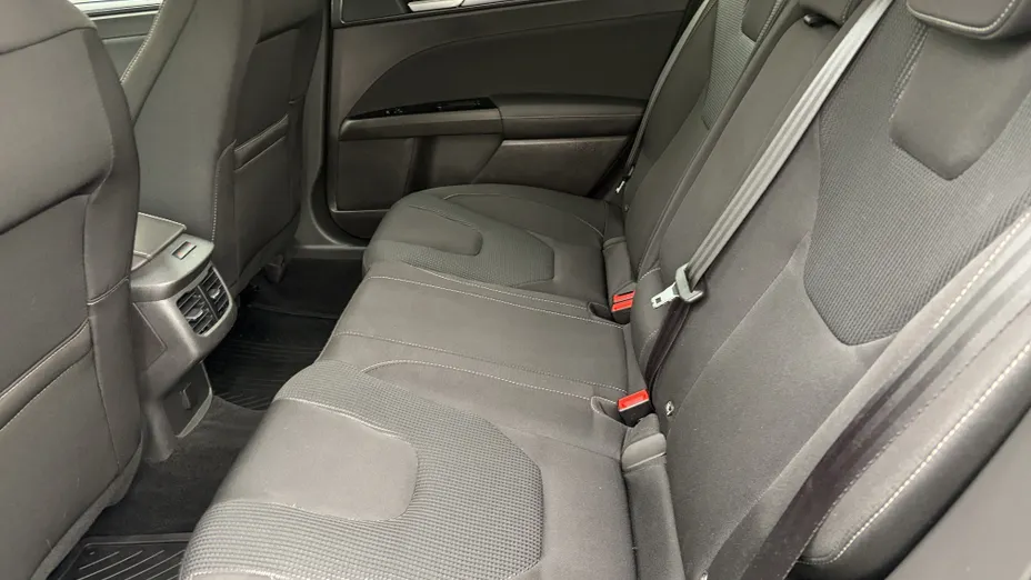 FORD Mondeo Mondeo 2.0 Hybrid Titanium
