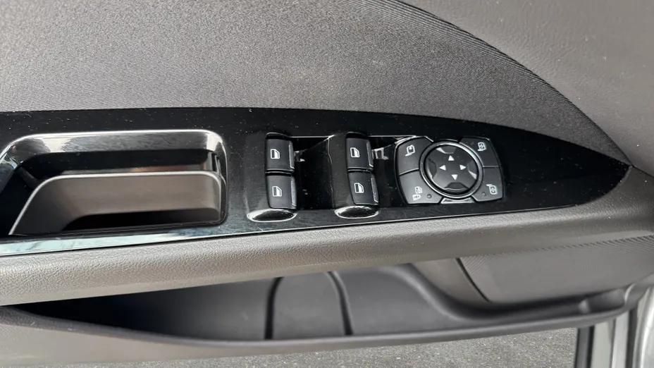 FORD Mondeo Mondeo 2.0 Hybrid Titanium