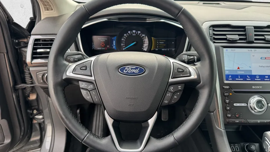FORD Mondeo Mondeo 2.0 Hybrid Titanium
