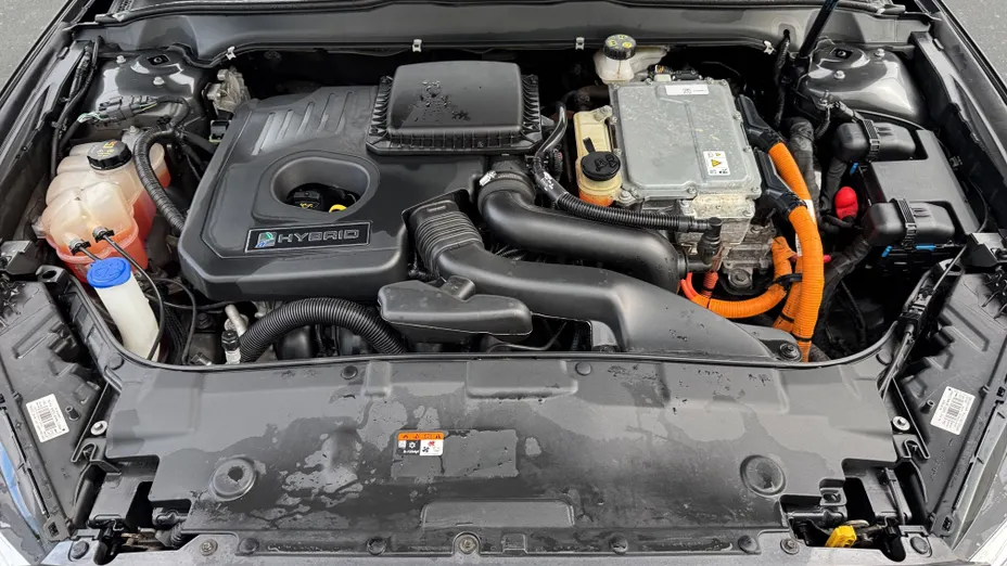 FORD Mondeo Mondeo 2.0 Hybrid Titanium