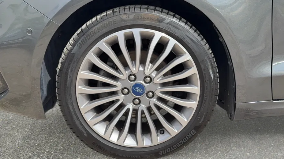 FORD Mondeo Mondeo 2.0 Hybrid Titanium