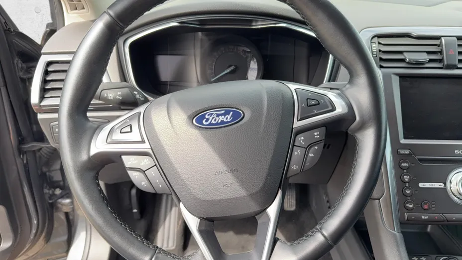 FORD Mondeo Mondeo 2.0 Hybrid Titanium