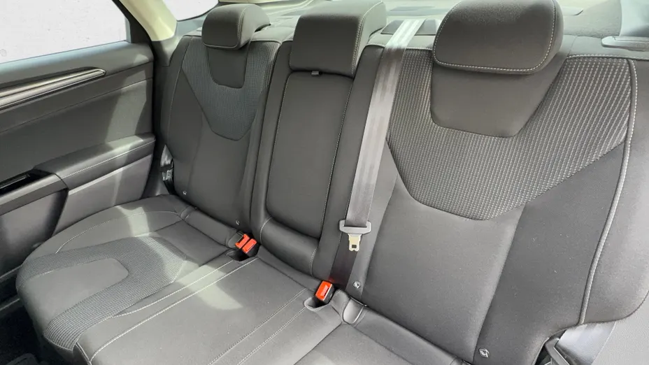 FORD Mondeo Mondeo 2.0 Hybrid Titanium