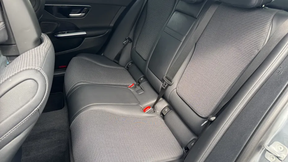 MERCEDES-BENZ C Klasa C 220 d mHEV 4-Matic Avantgarde