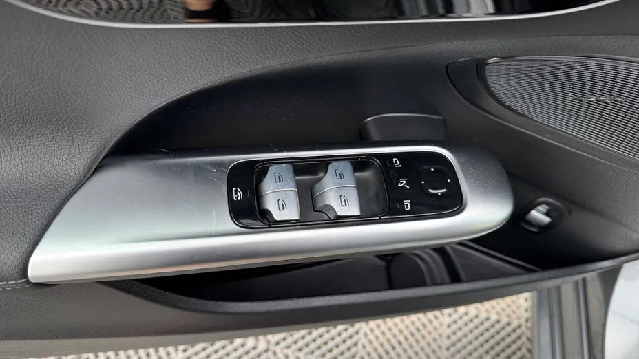 MERCEDES-BENZ C Klasa C 220 d mHEV 4-Matic Avantgarde