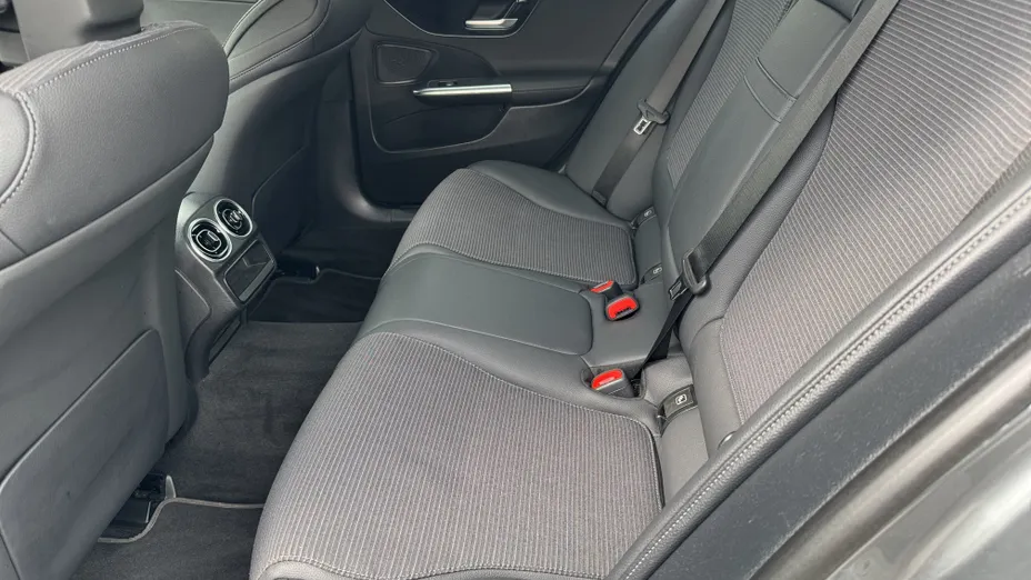 MERCEDES-BENZ C Klasa C 220 d mHEV 4-Matic Avantgarde
