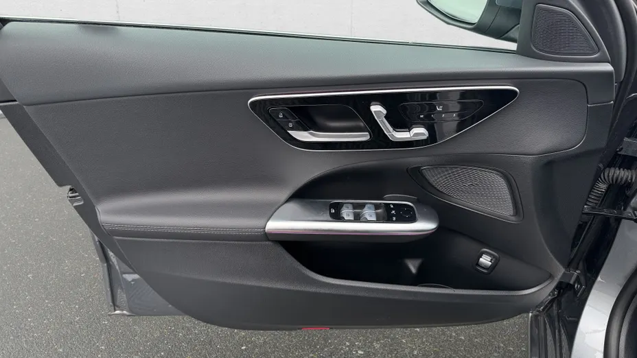 MERCEDES-BENZ C Klasa C 220 d mHEV 4-Matic Avantgarde