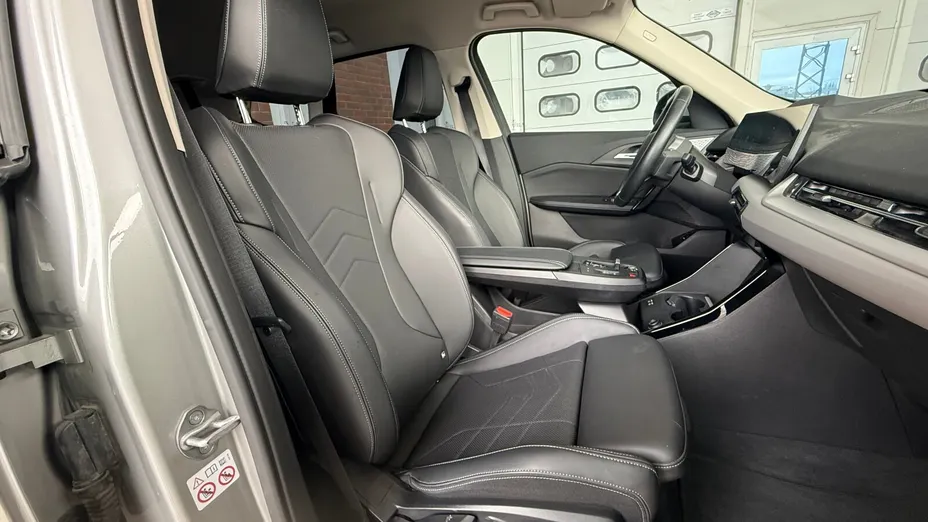 BMW X1 X1 xDrive23i mHEV aut