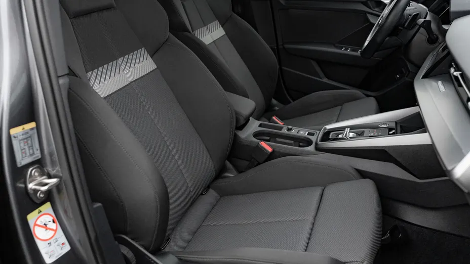 AUDI A3 A3 35 TFSI mHEV S Line S tronic