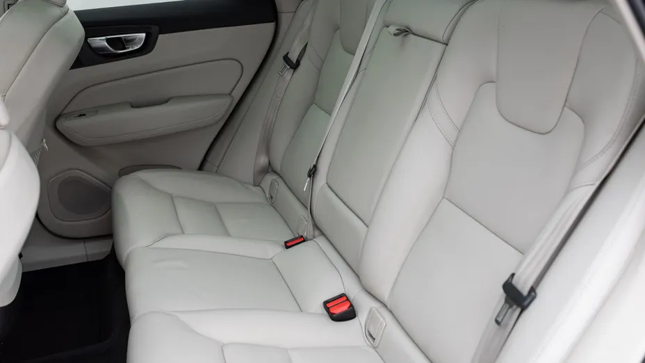 VOLVO XC60 XC60 B4 B Inscription aut