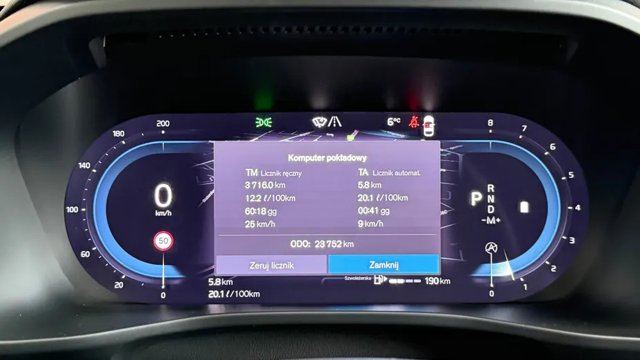 VOLVO XC40 XC40 B4 AWD Plus Dark aut