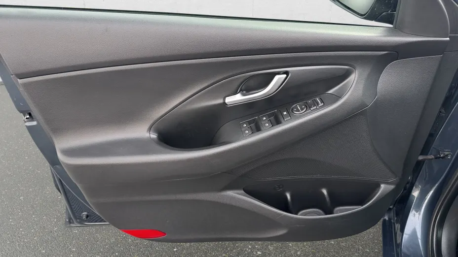 HYUNDAI i30 i30 1.5 DPI Smart