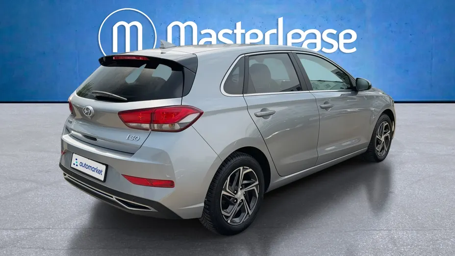 HYUNDAI i30 i30 1.5 DPI Smart