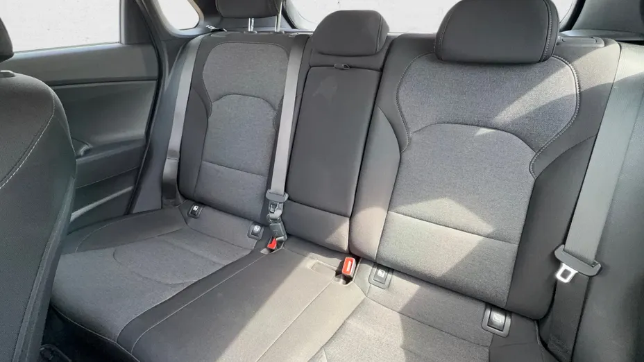HYUNDAI i30 i30 1.5 DPI Smart