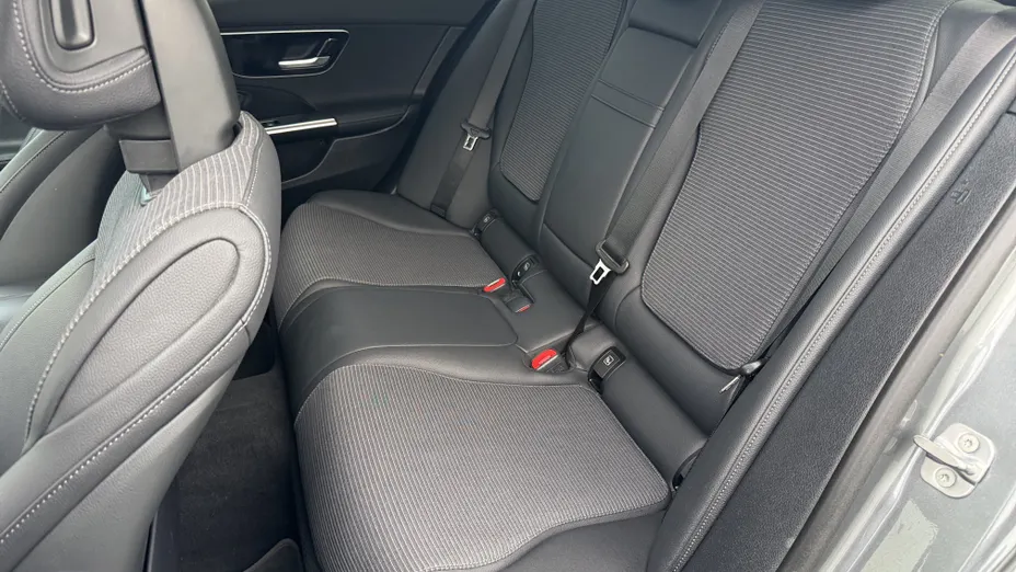 MERCEDES-BENZ C Klasa C 220 d mHEV 4-Matic Avantgarde