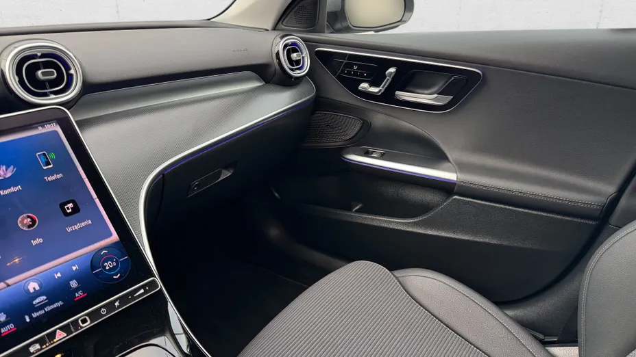 MERCEDES-BENZ C Klasa C 220 d mHEV 4-Matic Avantgarde