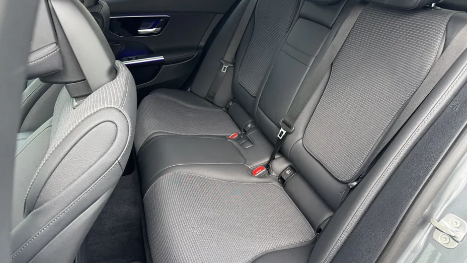 MERCEDES-BENZ C Klasa C 220 d mHEV 4-Matic Avantgarde