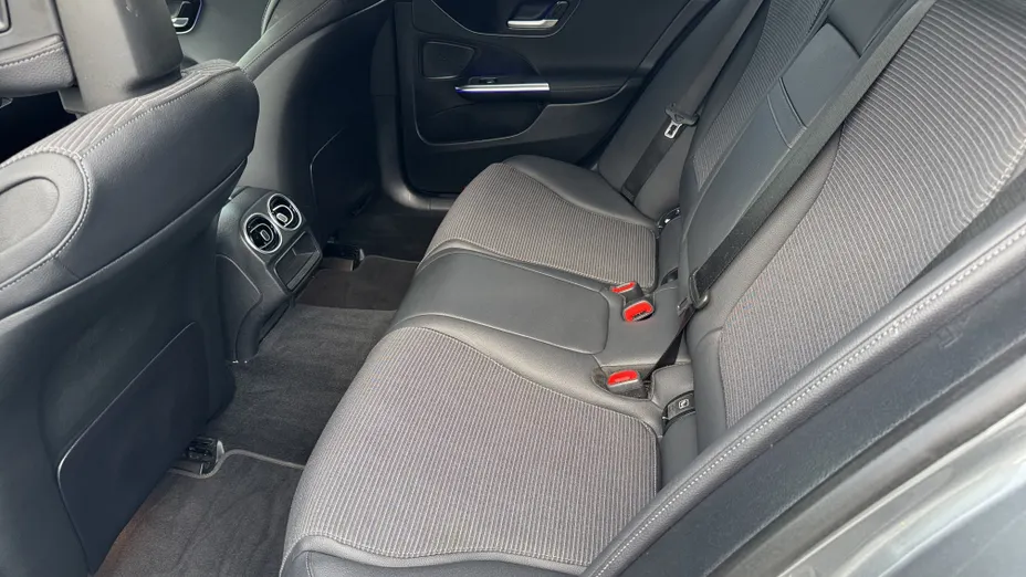MERCEDES-BENZ C Klasa C 220 d mHEV 4-Matic Avantgarde