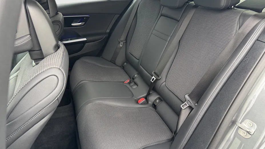 MERCEDES-BENZ C Klasa C 220 d mHEV 4-Matic Avantgarde