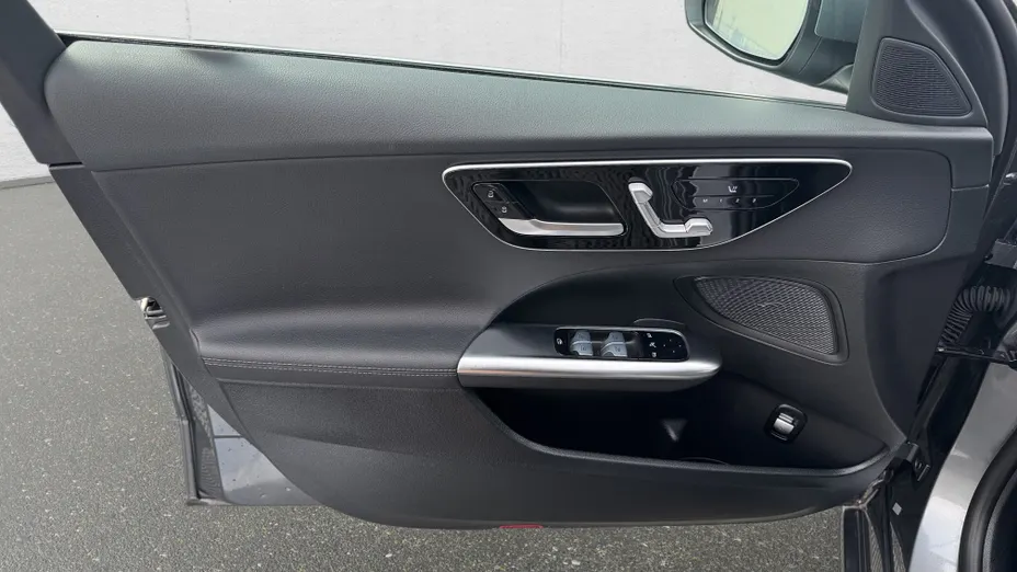 MERCEDES-BENZ C Klasa C 220 d mHEV 4-Matic Avantgarde