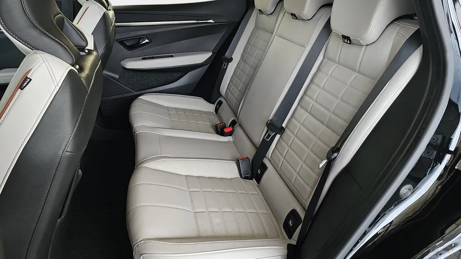 RENAULT Megane Megane EV60 Iconic