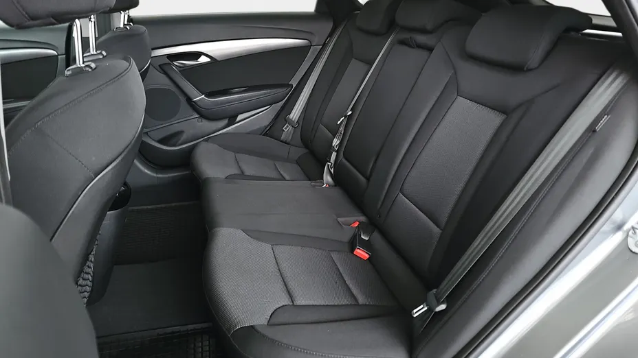 HYUNDAI i40 i40 1.7 CRDi Business DCT