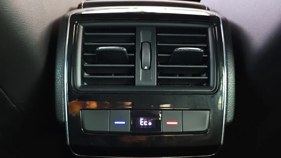 SKODA Superb Superb 1.4 TSI Plug-In Hybrid Sportline DSG