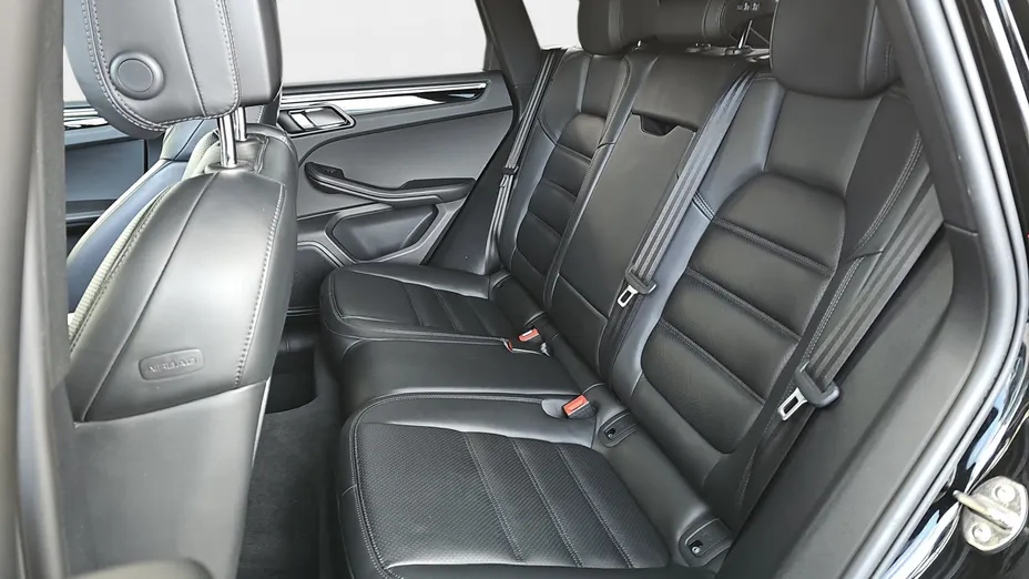 PORSCHE Macan Macan GTS