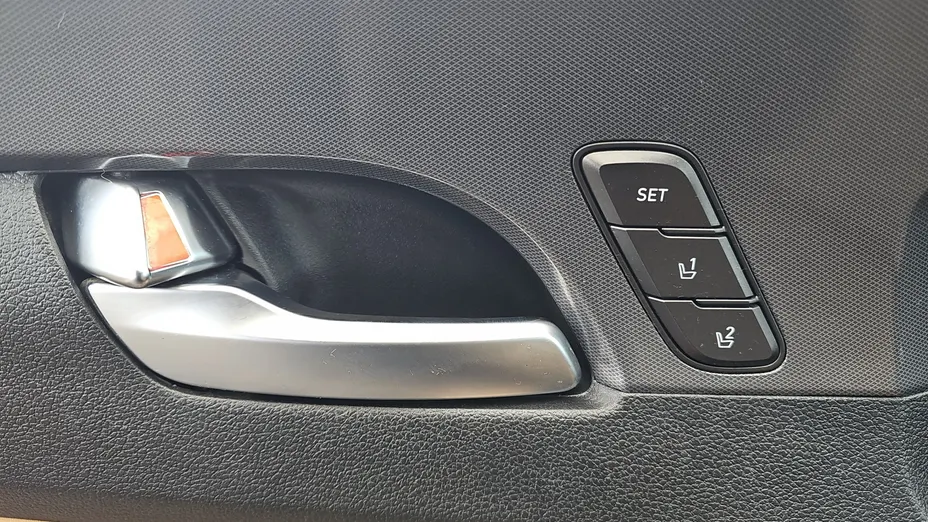 HYUNDAI Santa Fe Santa Fe 1.6 T-GDI HEV Platinum 4WD aut