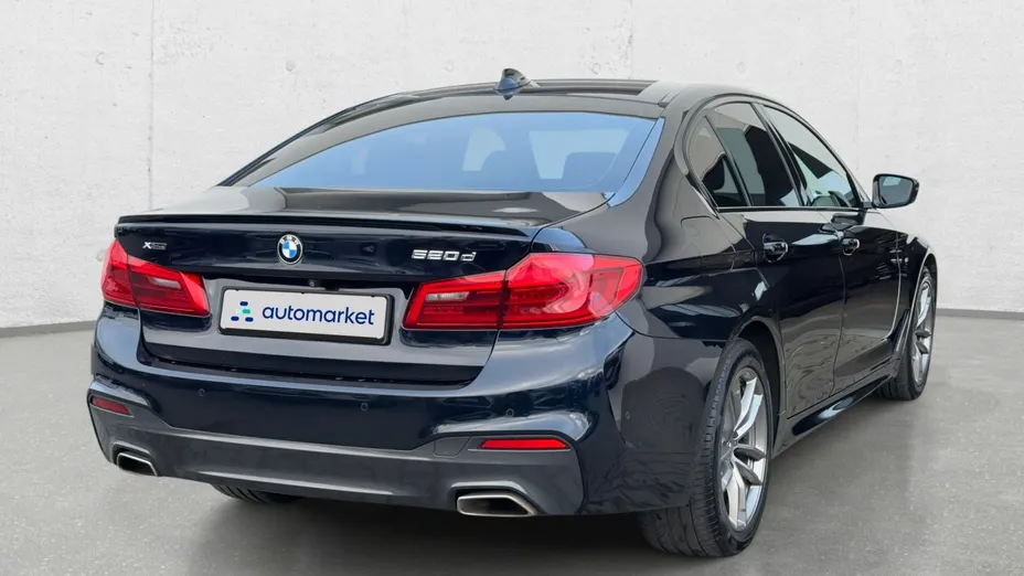 BMW Seria 5 520d xDrive M Sport sport-aut