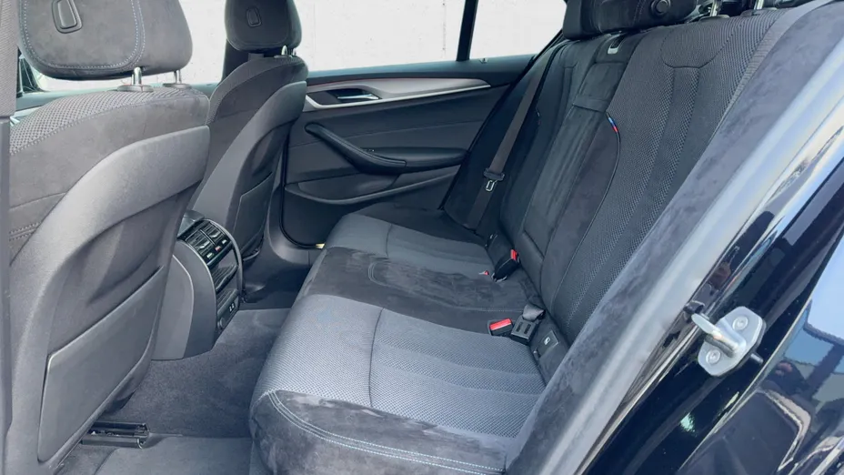 BMW Seria 5 520d xDrive M Sport sport-aut