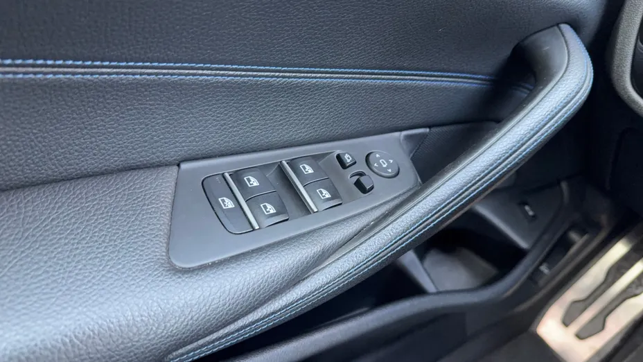 BMW Seria 5 520d xDrive M Sport sport-aut