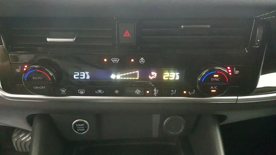 NISSAN Qashqai Qashqai 1.3 DIG-T mHEV N-Connecta