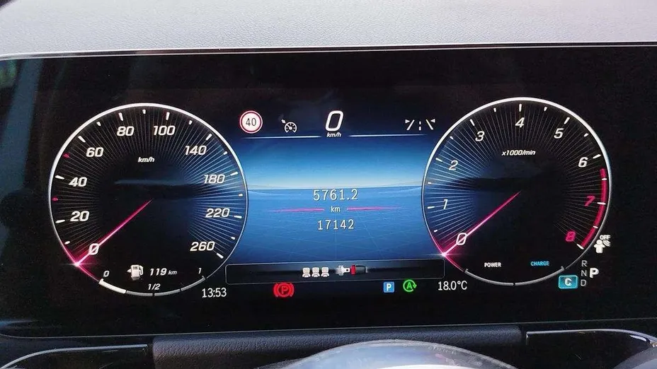 MERCEDES-BENZ GLA GLA 200 mHEV Progressive 7G-DCT