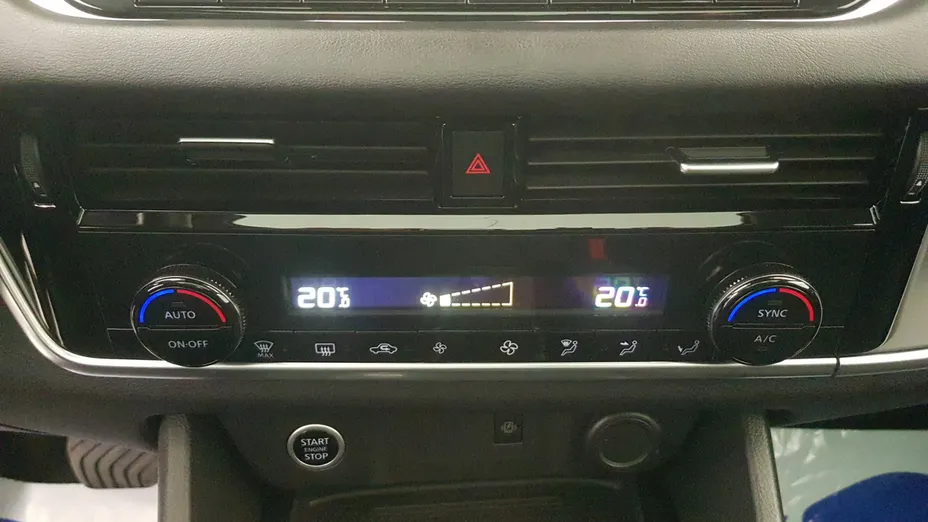 NISSAN Qashqai Qashqai 1.3 DIG-T mHEV N-Connecta Xtronic