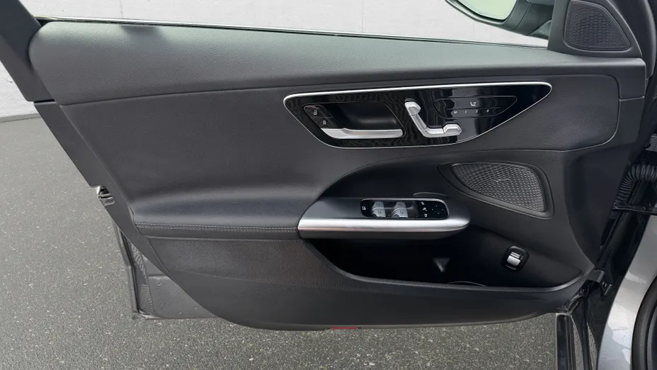MERCEDES-BENZ C Klasa C 220 d mHEV 4-Matic Avantgarde
