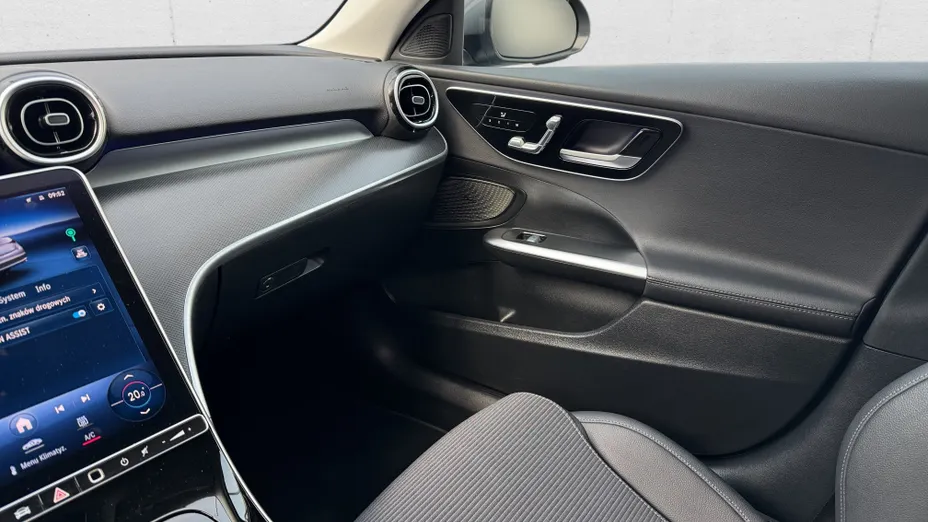 MERCEDES-BENZ C Klasa C 220 d mHEV 4-Matic Avantgarde