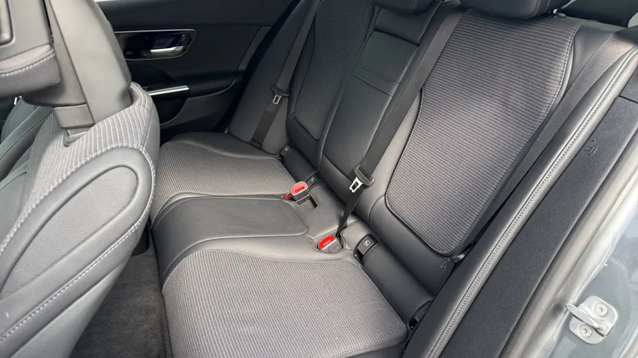 MERCEDES-BENZ C Klasa C 220 d mHEV 4-Matic Avantgarde